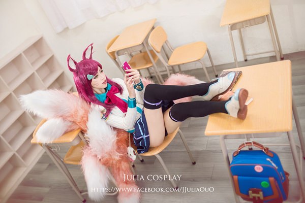 league-of-legend-julia-cosplay-011816-12.jpg