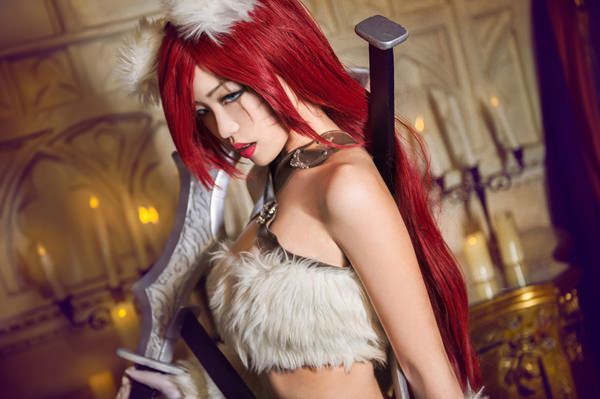 league-of-legend-julia-cosplay-011816-7.jpg