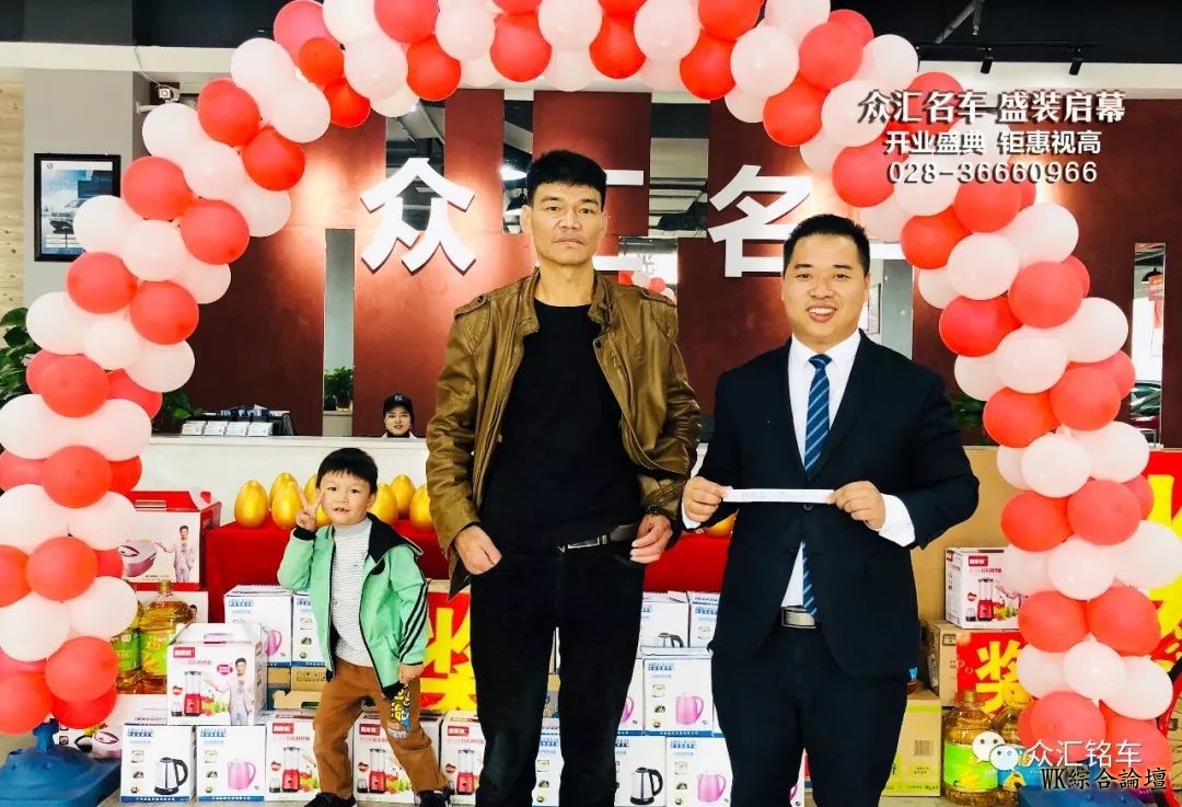 钢铁西雅图敲锣打鼓还有舞狮表演!到底怎么回事?-36.jpg