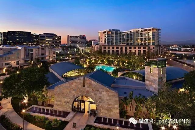 热盘推荐:洛杉矶尔湾【全新别墅】成熟商务区 UCI旁的学区房-户型一 130万美元起-3.jpg