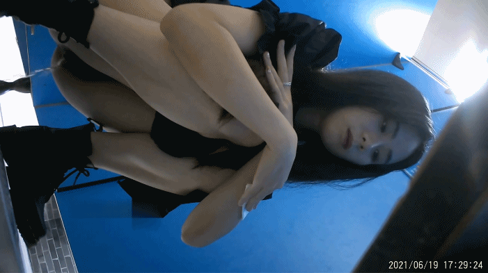 074143znzlxgx1j1xnxbxb.gif