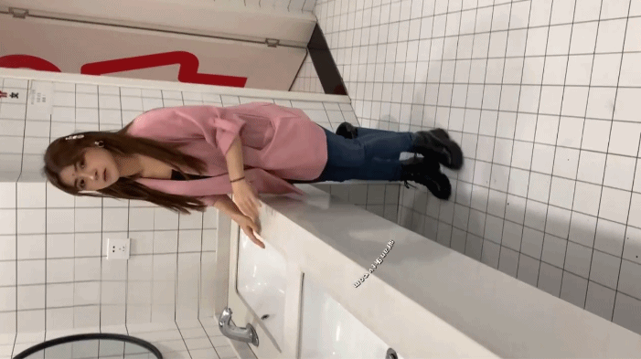 074246ayobspktbzzzp8jt.gif