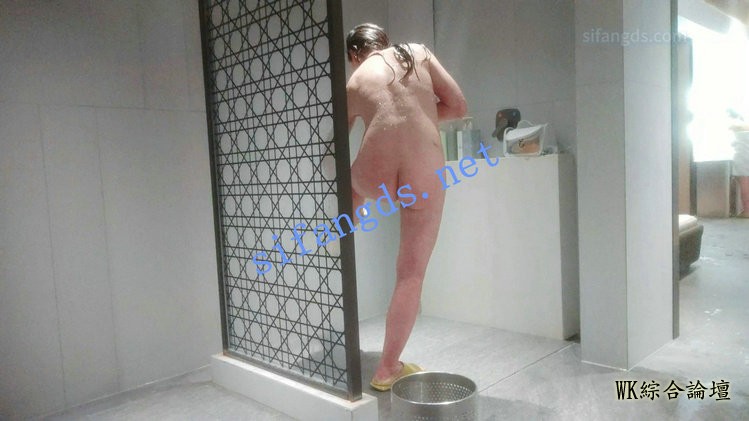 133625xi6ehccuqc7oy61q.jpg