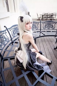 cosplay美女年纪轻轻这么黑,这样好吗?