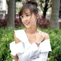 這妹子笑容讓人上癮！但直到換上泳衣「東西半球開出來」才驚覺...其實是個狠角色！
